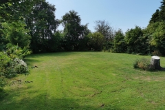 Gartenansicht von der Terrasse der Wohnung im Obergeschoss